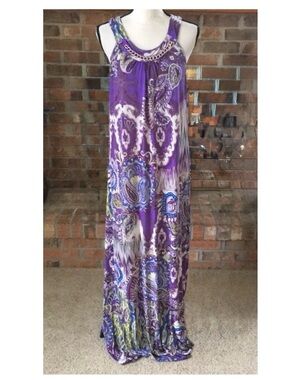 Mlle Gabrielle nwt size 1x Purple Paisley Maxi with Chain-Detail